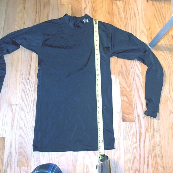 GAMER GEAR-MOCK TURTLE NECK WOMENS COMPRESSION LONG SLEEVE SHIRT.-MED - Picture 3 of 4
